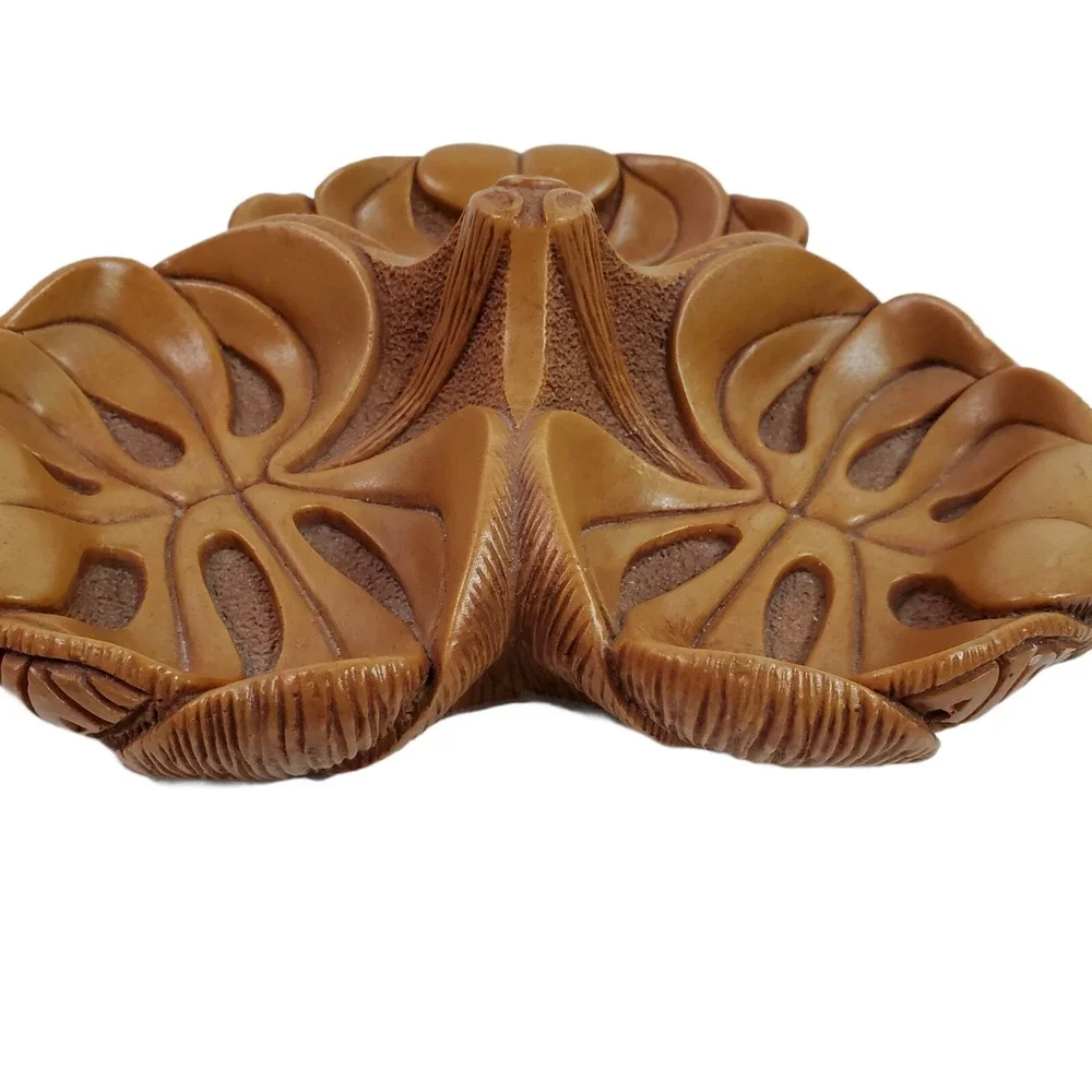 Vintage Coco Joe Hawaii Hapa-Wood Monstera Souvenir Divided Server Dish Nut Bowl